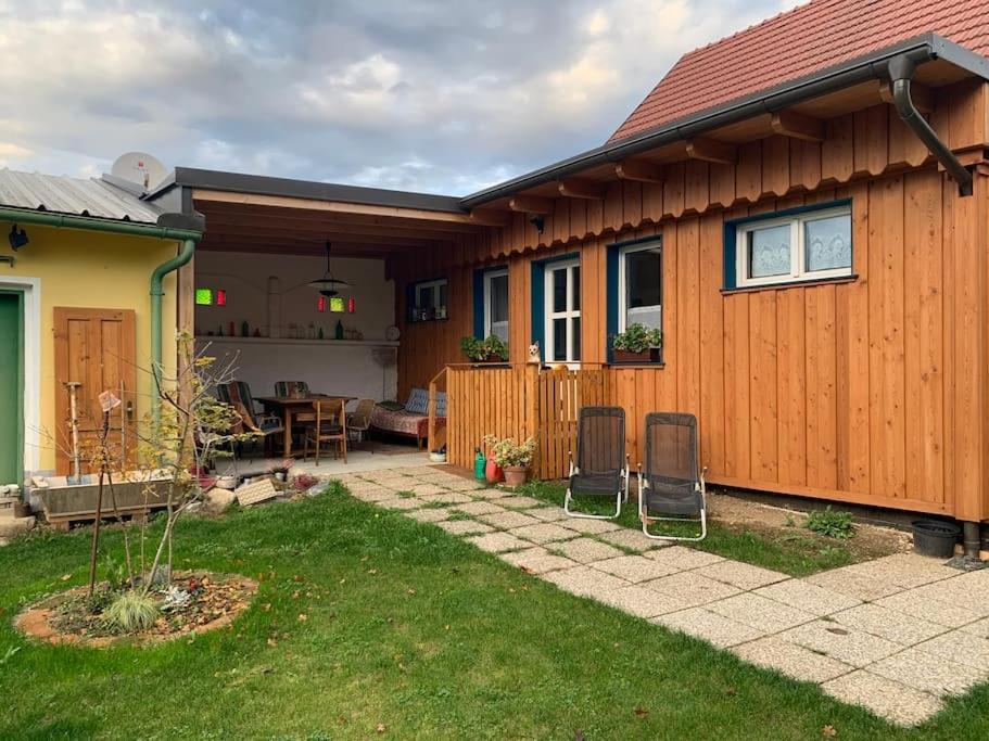 Ferienhaus Mit Garten In Thermennaehe Strebersdorf Εξωτερικό φωτογραφία